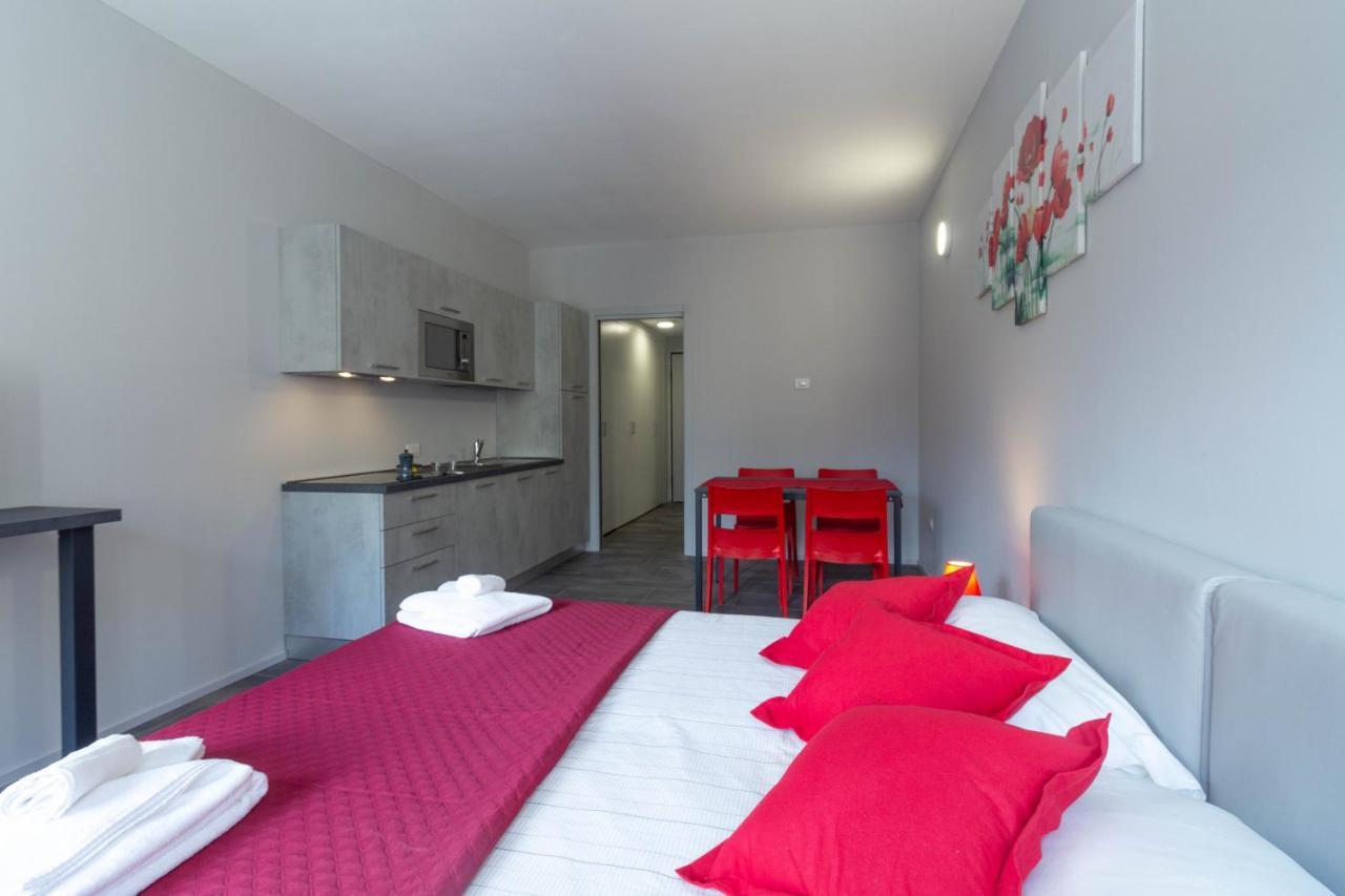 Appartamento Papavero - Affitti Brevi Italia Lecco Buitenkant foto